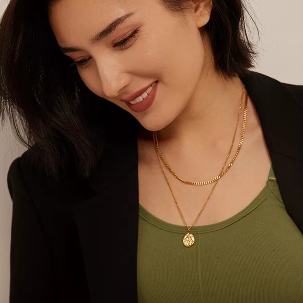 Pretty Layered Chain Necklace